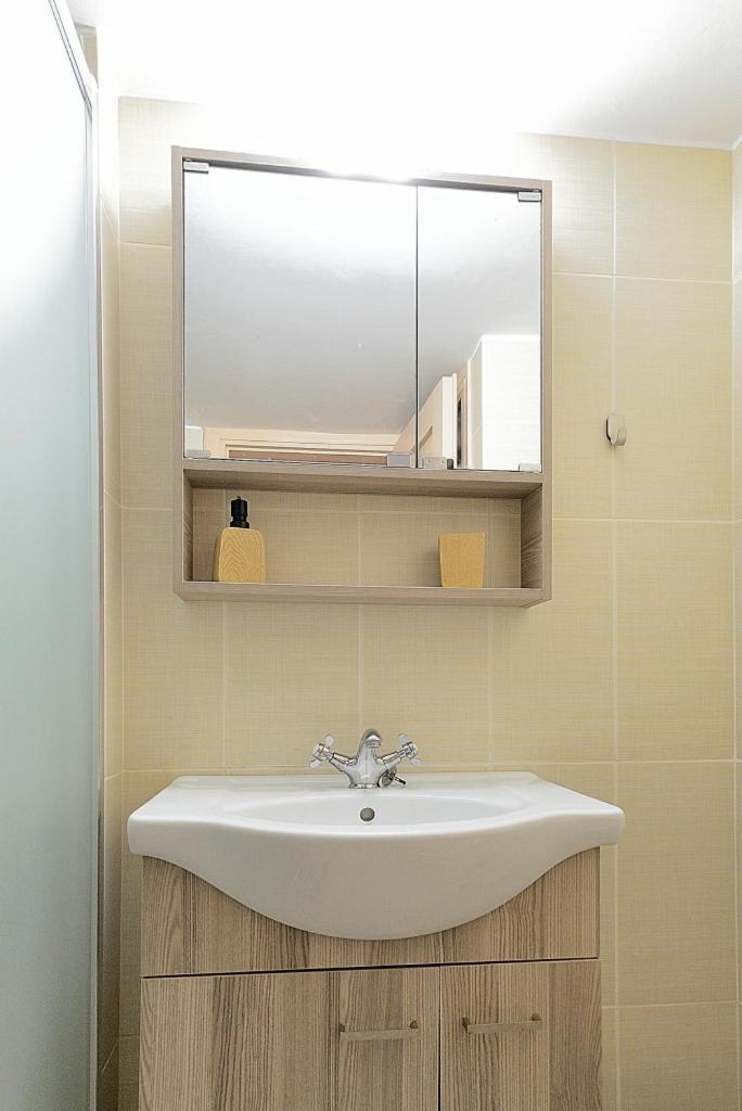 Cozycentre Apartment Athens Ngoại thất bức ảnh
